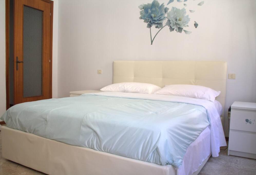 Apartmán Casa Bilocale In Centro Vicino Stazione Voghera Exteriér fotografie