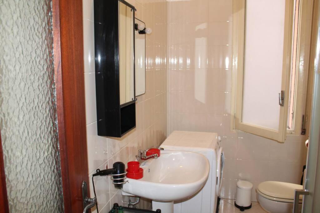 Apartmán Casa Bilocale In Centro Vicino Stazione Voghera Exteriér fotografie
